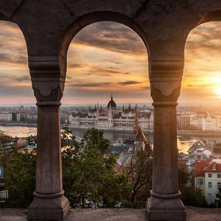 Parisian Soul In The Heart Of Budapest Bagian luar foto
