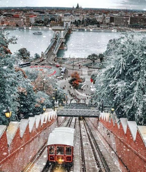 Parisian Soul In The Heart Of Budapest Bagian luar foto