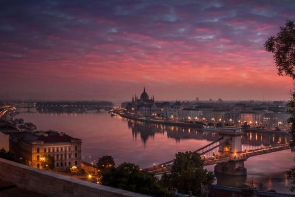 Parisian Soul In The Heart Of Budapest Bagian luar foto